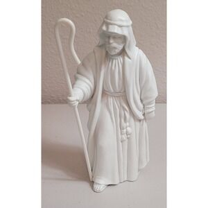 Avon Nativity Collectibles THE SHEPHERD 1983 White Porcelain Figurine Boxed